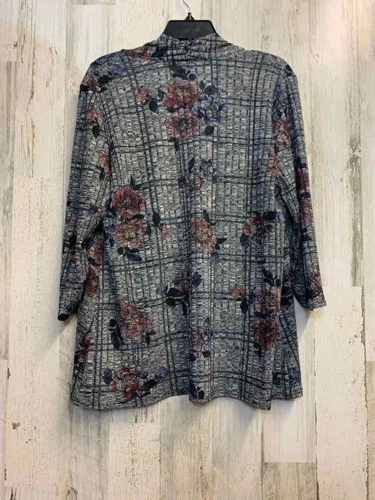 PRE-OWNED APT. 9 Tops Size M GRAY/RED/BLUE FLOWERS CARDIGAN Cardigan/LONG SLEEVE