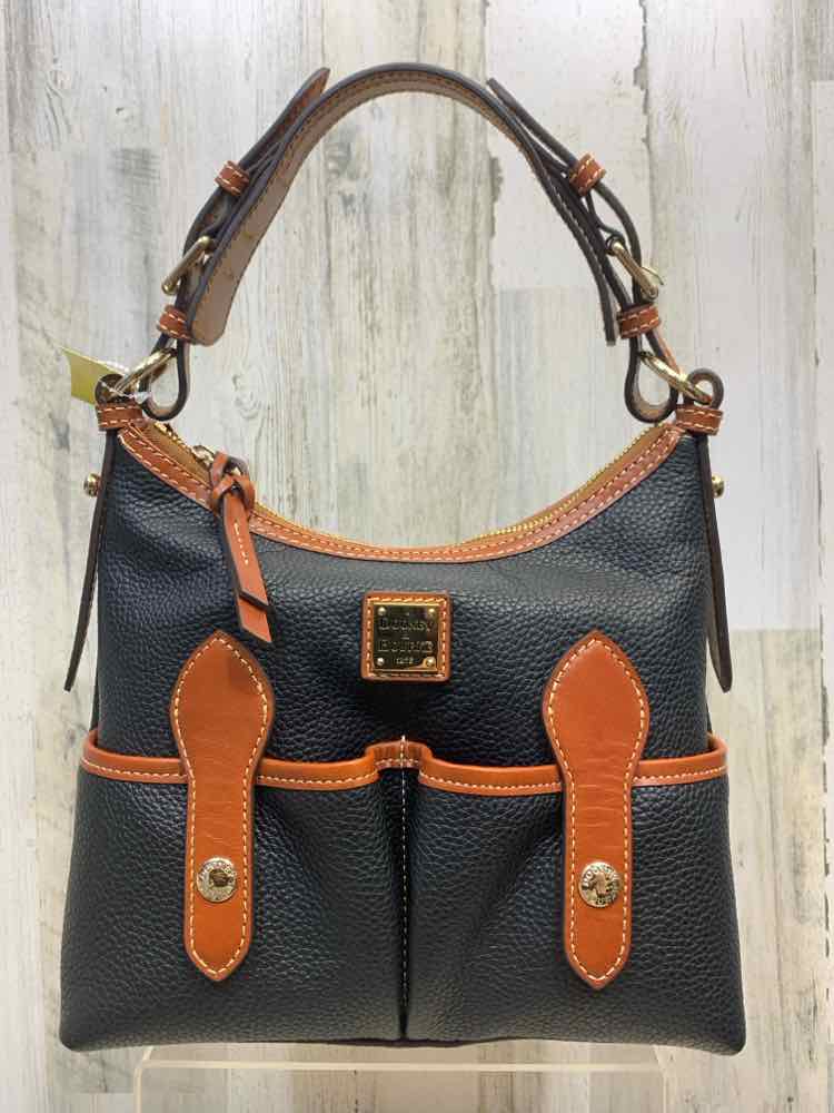 PRE-OWNED DOONEY &  BOURKE BLACK/BROWN 7.5" x 4.75" x 10" Handbag/PEBBLE GRAIN L