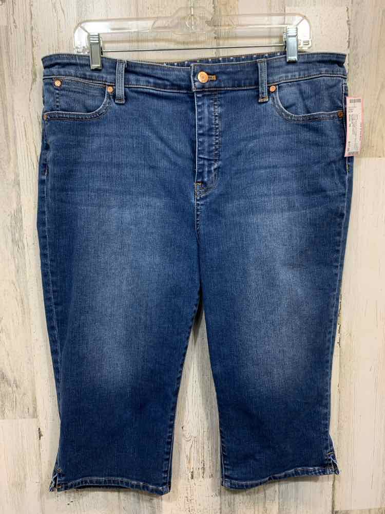 PRE-OWNED Size 16 TALBOTS BOTTOMS Blue Denim DENIM DENIM CAPRI Jeans/DENIM CAPRI