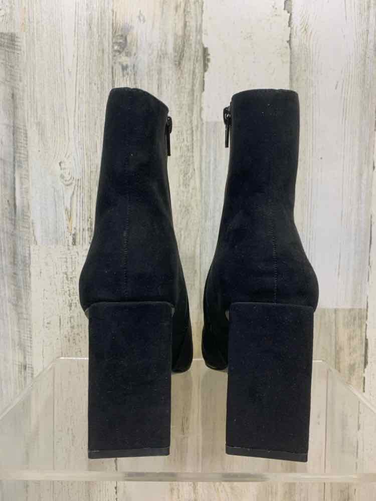 NWT BAR lll SHOES Shoe Size 7.5 Black Solid BLOCK HEEL Shoes/BLACK ANKLE BLOCK H
