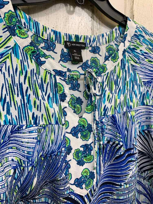 PRE-OWNED NEW DIRECTIONS Tops Size PL BLU/WHT/BLK PALM TREES 3/4 SLEEVE Blouse