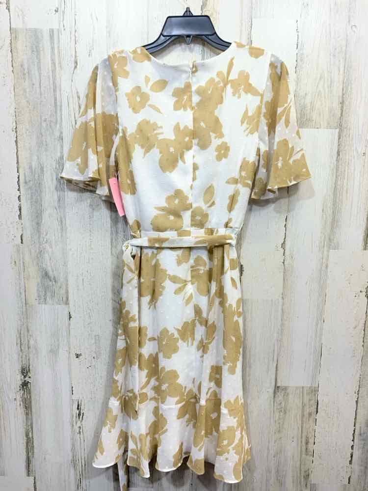 NWT DKNY Dresses and Skirts Size 2 WHT/TAN Floral FLUTTER SLEEVE/WRAP DRESS
