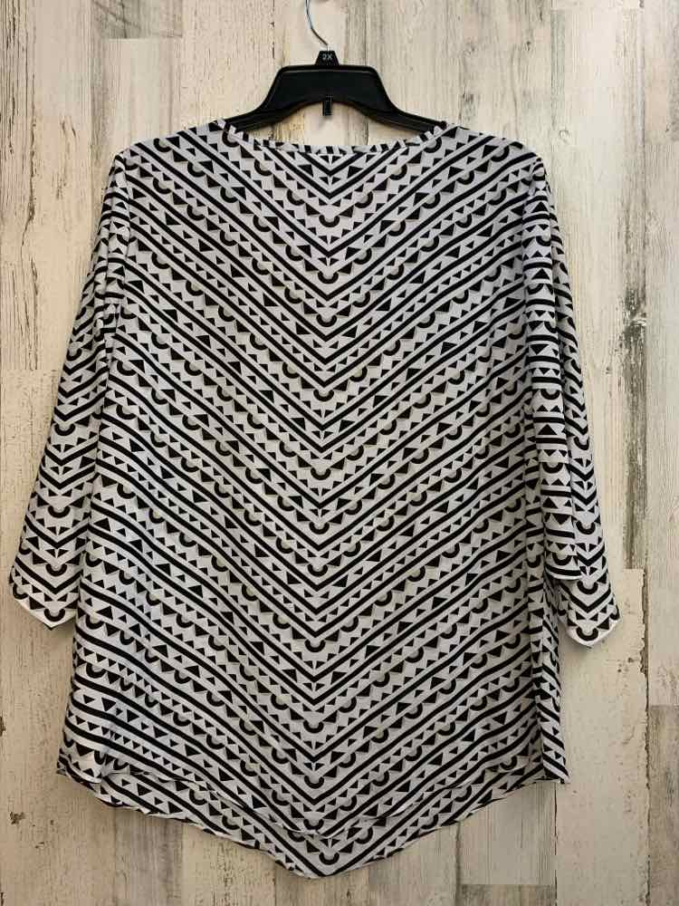 JM COLLECTION Tops Size XL WHT/BLK CHEVRON/ MULTI 3/4 LENGTH TOP