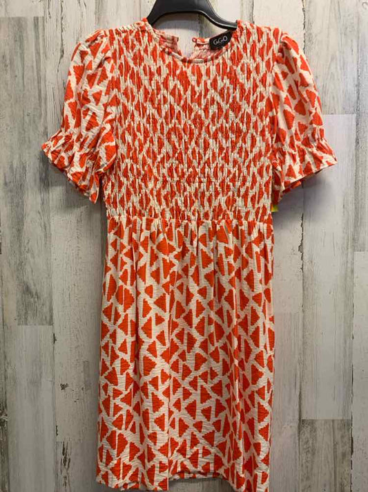 NWT GIGIO Dresses and Skirts Size S WHITE/ORANGE TRIANGLES SUNDRESS Dress/ORANGE