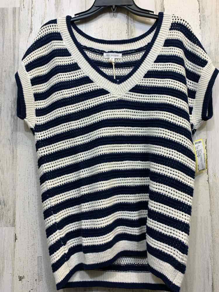 NWT BLUE PEPPER Tops Size M BLUE/WHITE Crochet KNIT Stripe SHORT SLEEVES Blouse