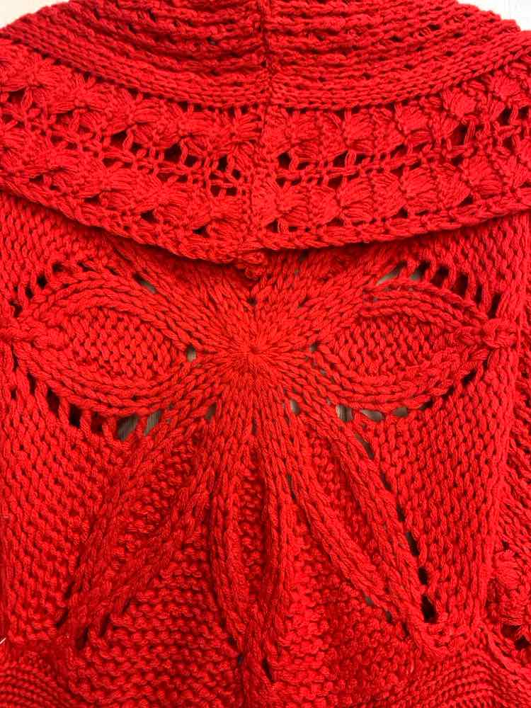 NWT NEW DIRECTION Tops Size PXL Red SLEEVELESS TOP/CROCHET VEST