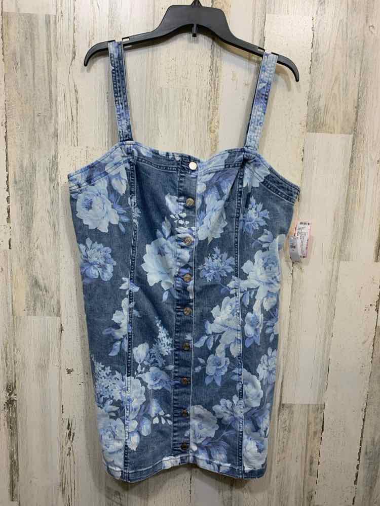 NWT GAP Dresses and Skirts Size XL SHADES OF BLUE Floral WIDE STRAP BUTTON UP