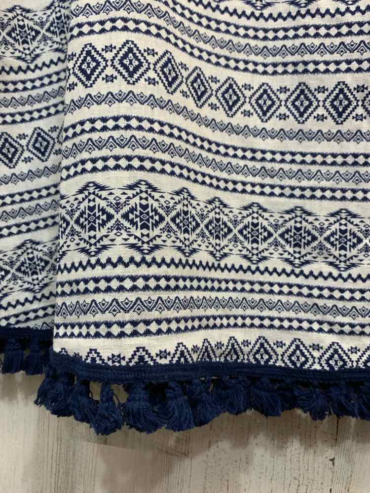 NWT MARISSA OLIVIA Dresses and Skirts Size L WHITE/NAVY TRIBAL SHIRT DRESS Dress
