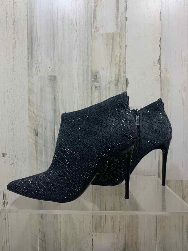 NWT GUESS SHOES Shoe Size 6.5 Denim RHINESTONE ANKLE BOOTIE Shoes/DENIM W/ BLACK