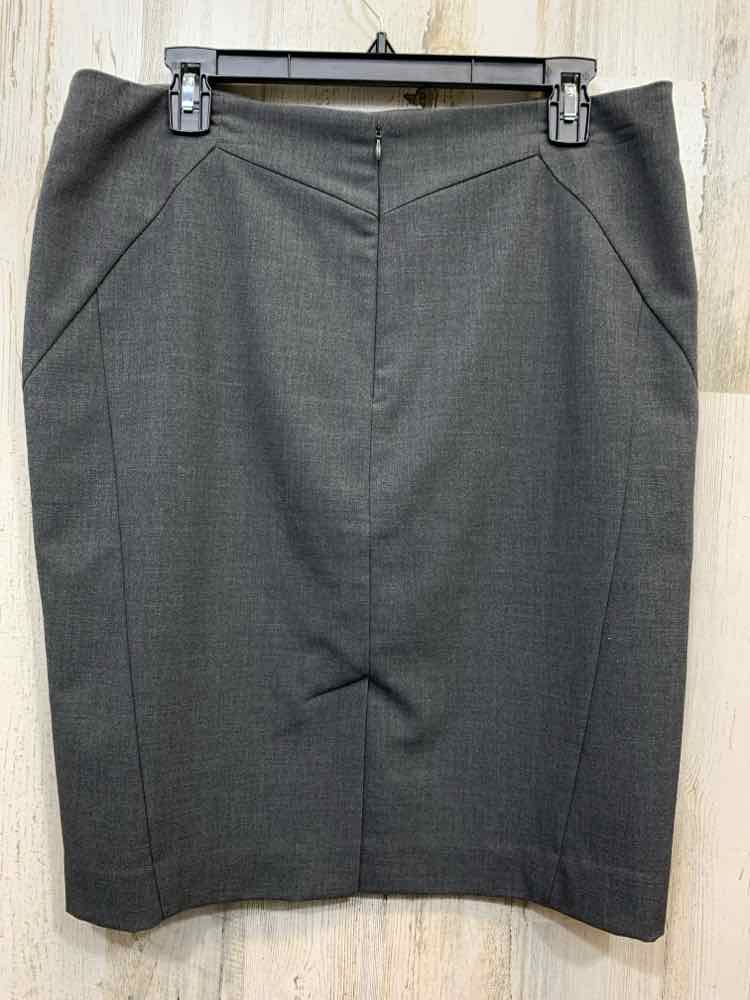 PRE-OWNED WORTHINGTON BOTTOMS Size 10 Gray PENCIL Skirt/HIGH WAIST