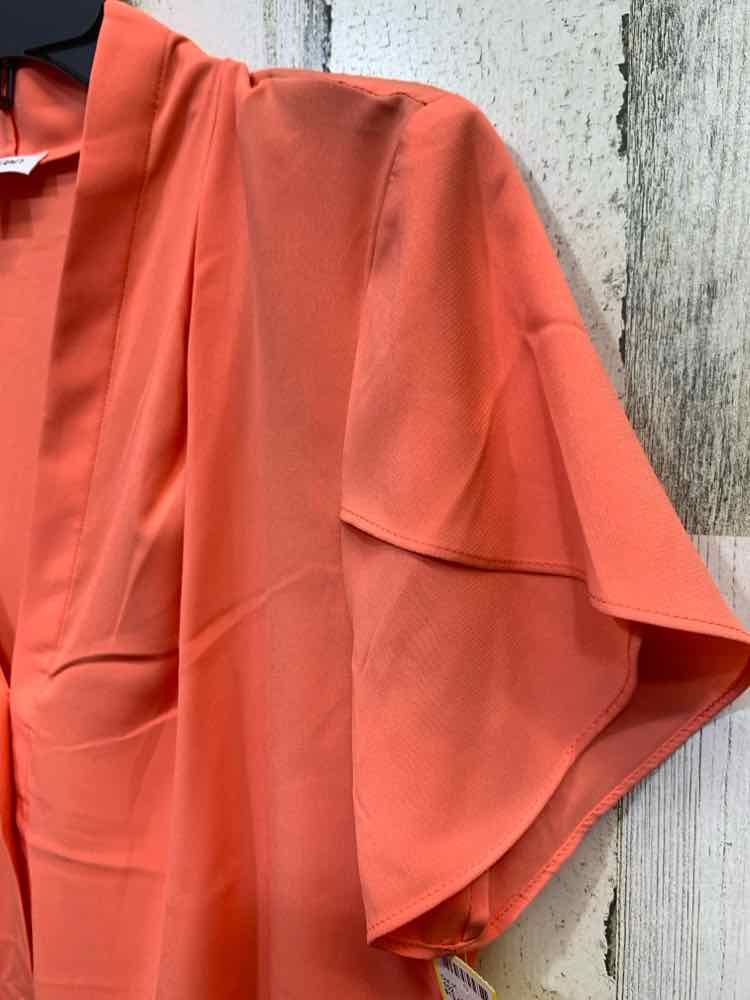 PRE-OWNED CALVIN KLIEN Tops Size M Orange SHORT SLEEVES Blouse