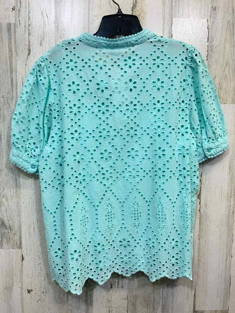 NWT CROWN & IVY Tops Size L AQUA Eyelet SHORT SLEEVES Shirt/AQUA EYELET PATTERN