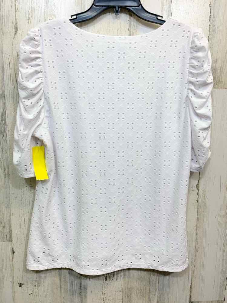 PRE-OWNED ADRIENNE VITTADINI Size L NUDE Solid SHORT SLEEVES T-shirt/ROUND NECK