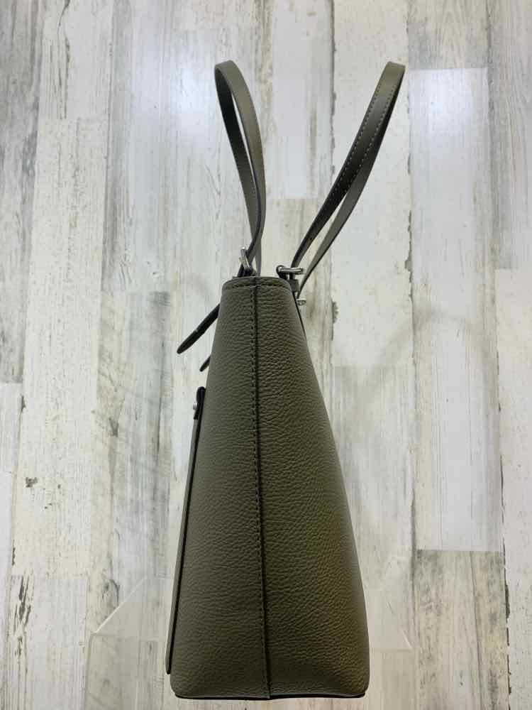 MICHAEL KORS OLIVE Size Medium Purse