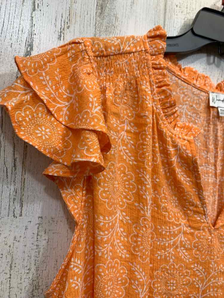 PRE-OWNED WONDERLY Tops Size PXL ORANGE/WHITE Floral SHORT SLEEVES Blouse/ORANGE