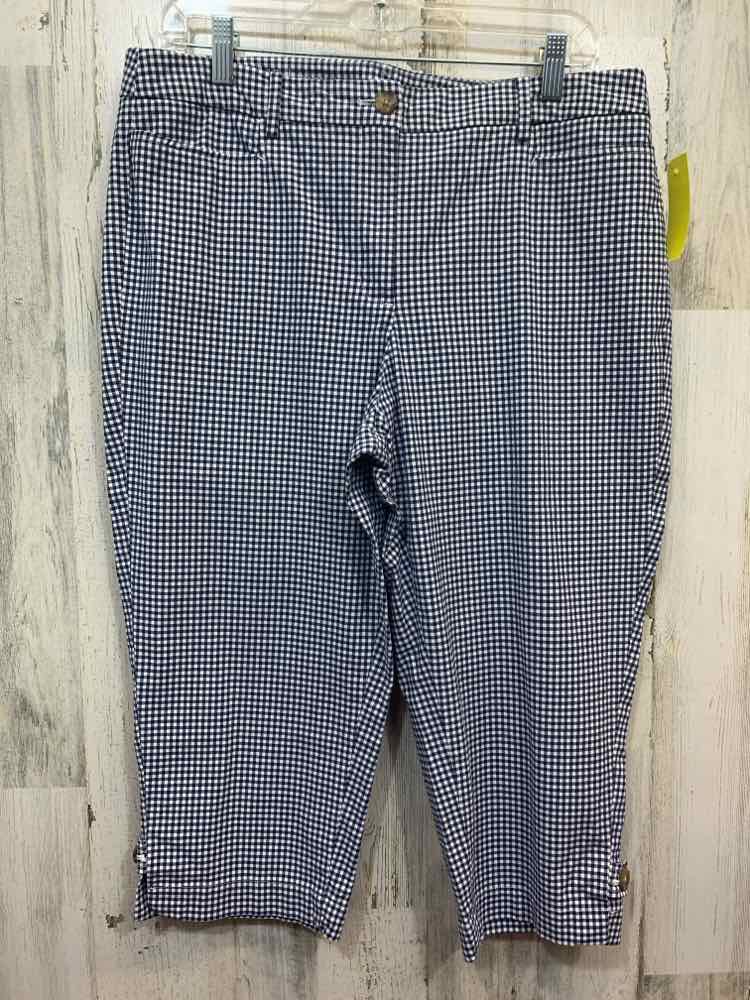PRE-OWNED Size 12P TALBOTS BOTTOMS FLAT FRONT WHT/NVY CHECKERED CAPRI