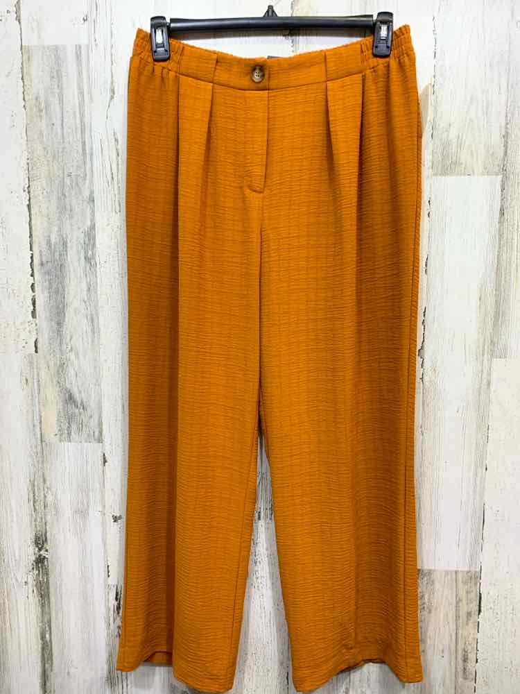 PRE-OWNED Size L SOHO BOTTOMS Mustard Solid FLOWY Pants
