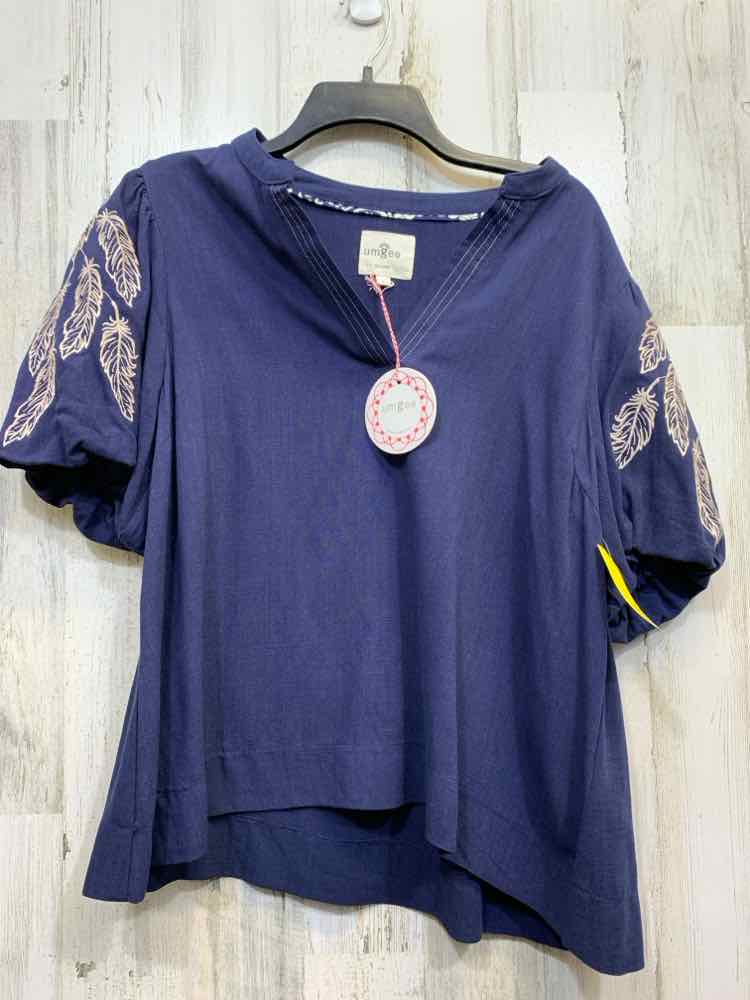 NWT UMGEE Tops Size L NAVY/WHITE PUFF SLEEVES Blouse