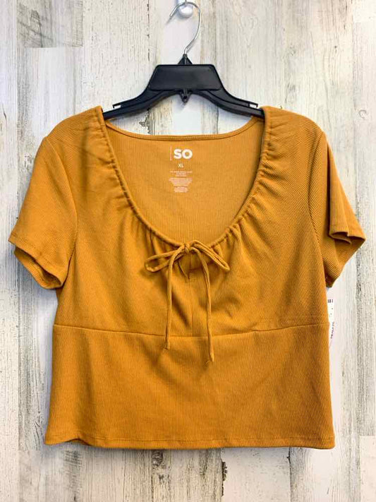 PRE-OWNED SPA BY DELICATES Tops Size XL Mustard SHORT SLEEVES TOP