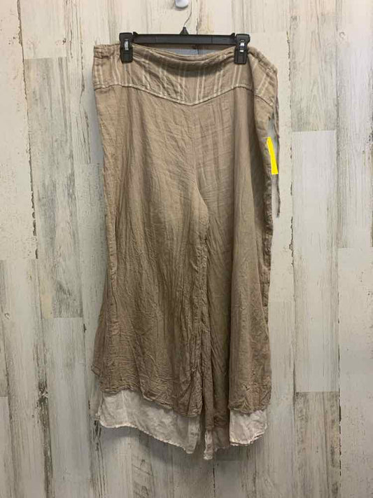 PRE-OWNED Size S/M BOTTOMS TAN/WHITE/BLACK WIDE LEG Pants/TAN WIDE LEG GAUCHO PA