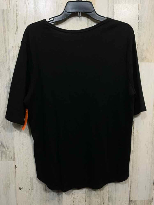 PRE-OWNED TIME AND TRUE/RIBBED KNIT SHORT SLEEVE TEE