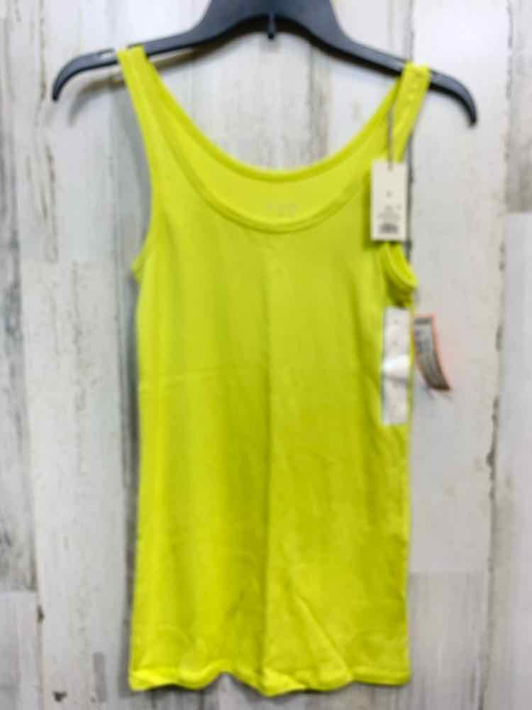NWT A NEW DAY Size M Tops Yellow SLEEVELESS Tank Top