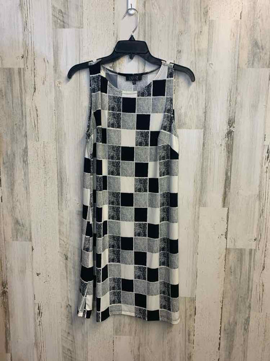 PRE-OWNED LBISSE Dresses and Skirts Size L WHT/BLK SQUARE SLEEVELESS Dress