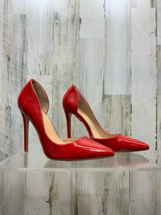 PRE-OWNED FASHION NOVA SHOES Shoe Size 7.5 Red Solid POINTED TOE Stiletto/RED PO