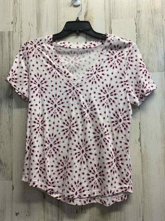 PRE-OWNED LOFT Tops Size M WHITE/PURPLE DOTS SHORT SLEEVES Shirt/V-NECK SHORT SL