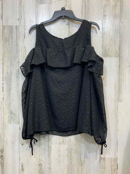 PRE-OWNED CATO Tops Size XL Black CIRCLES COLD SHOULDERS TOP/BLACK SPARKLE CIRCL