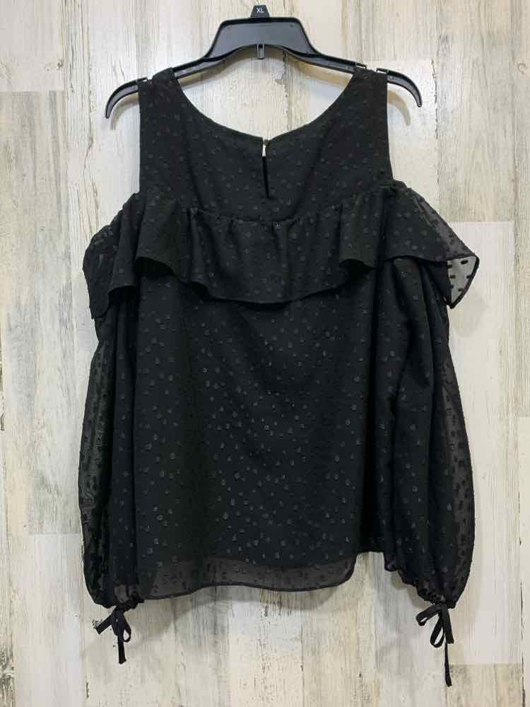 PRE-OWNED CATO Tops Size XL Black CIRCLES COLD SHOULDERS TOP/BLACK SPARKLE CIRCL