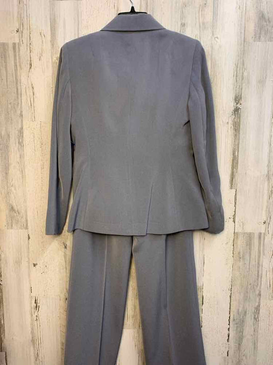 Size 8 LE SUIT BOTTOMS SMOKE BLUE 2PC 2PC Ensemble