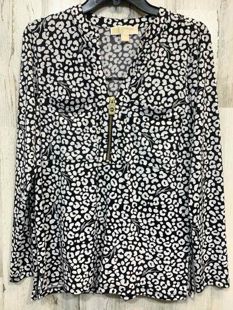PRE-OWNED MICHAEL KORS Tops Size S BLK/WHT CHEETAH LONG SLEEVE TOP/ HALF ZIPPER