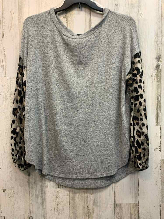 NWT JODIFL Tops Size L GRAY/TAN/BLK LEOPARD LONG SLEEVES TOP