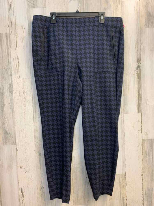 Size 18 LANE BRYANT PLUS SIZES NAVY/BLK Houndstooth TAPERED Pants