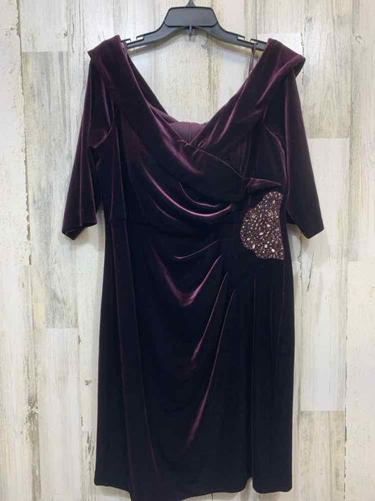 NWT ALEX EVENINGS PLUS SIZES Size 18W Plum Velour OFF THE SHOULDER Dress