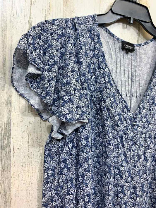 PRE-OWNED JONES & COMPANY/V-NECK HALF BUTTON FLUTTER SLEEVE