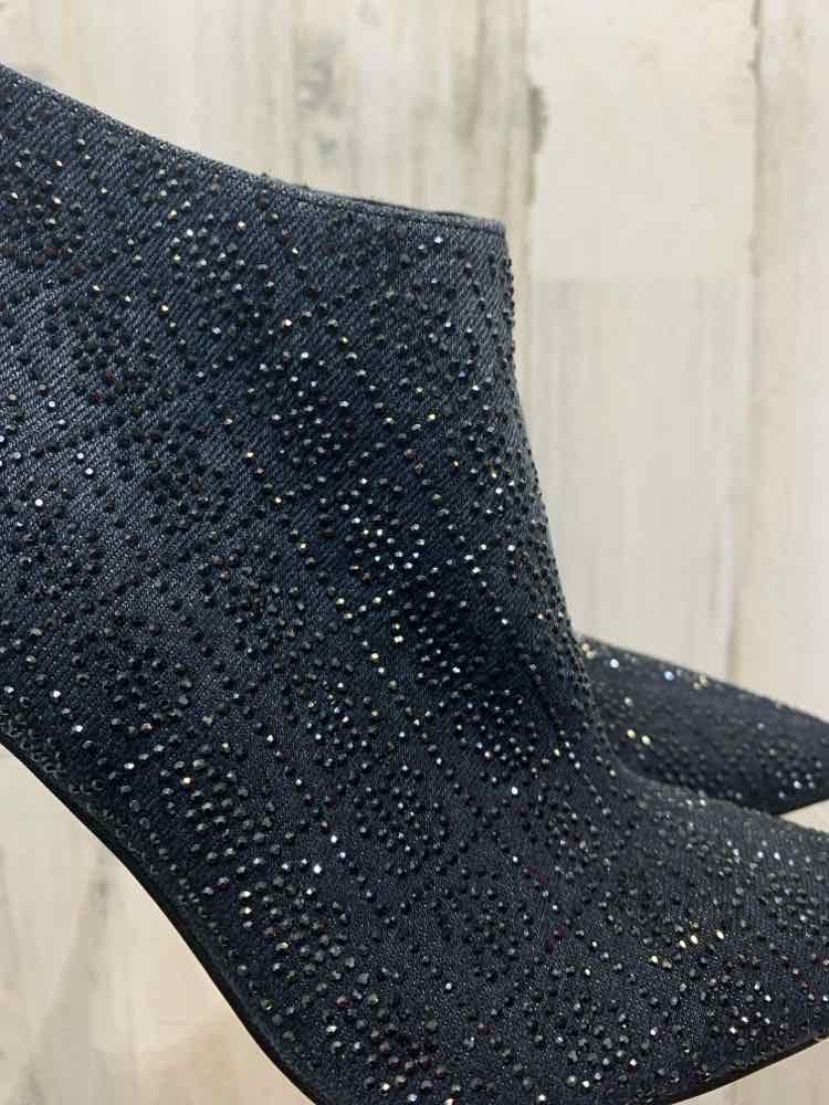 NWT GUESS SHOES Shoe Size 6.5 Denim RHINESTONE ANKLE BOOTIE Shoes/DENIM W/ BLACK