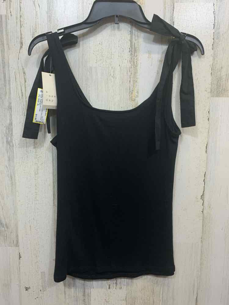 NWT A NEW DAY/TIE STRAP KNIT TANK