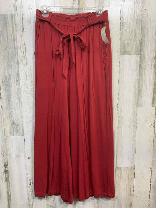 PRE-OWNED Size M LULAROE BOTTOMS Burgundy Solid WIDE LEG Pants