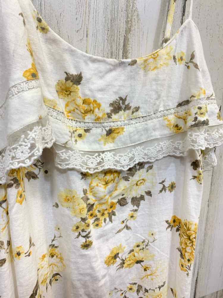 PRE-OWNED UNIVERSAL THREADS Dresses and Skirts Size XL WHITE/YELLOW/BROWN Dress/