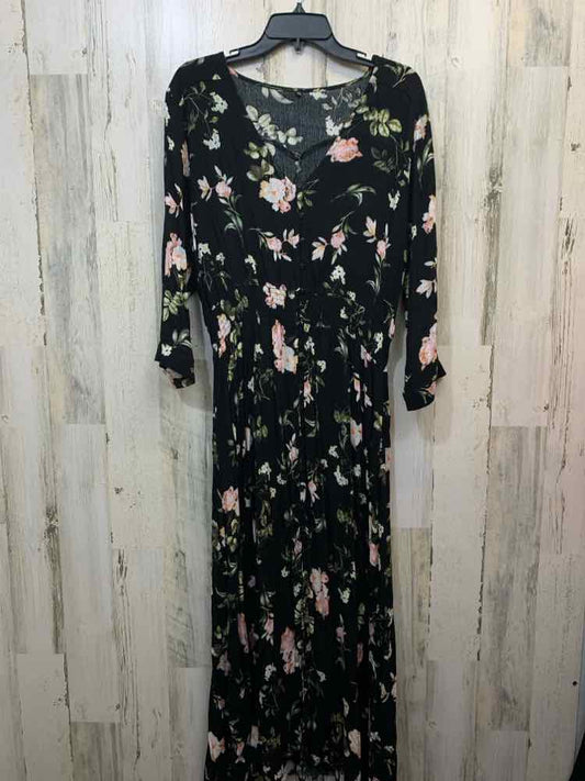 PRE-OWNED Dresses and Skirts Size XXL Black Floral 3/4 SLEEVE Dress