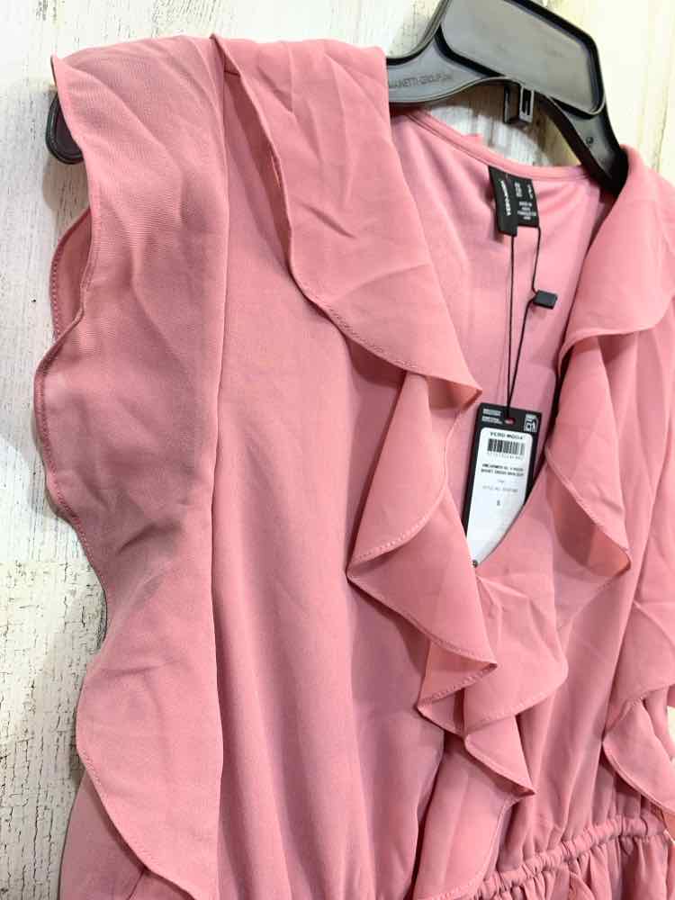 NWT VERO MODA Dresses Size S ROSE SLEEVELESS V NECK RUFFLES DRESS Dress