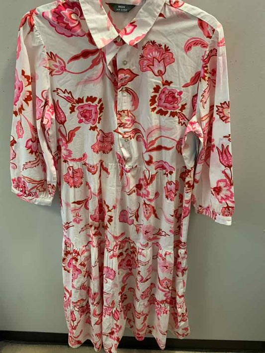 MAX Dresses and Skirts Size 14 PINK/WHITE Floral Dress