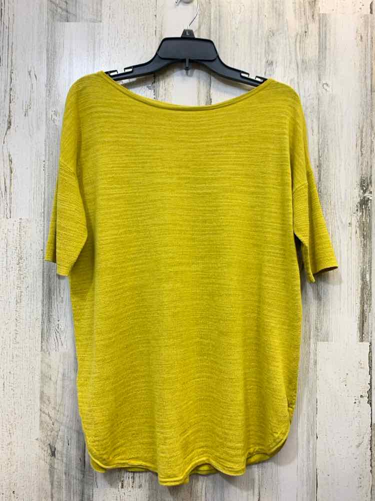 PRE-OWNED LOFT Tops Size M Mustard Solid 3/4 LENGTH TOP/3/4 LENGTH MUSTARD COLOR