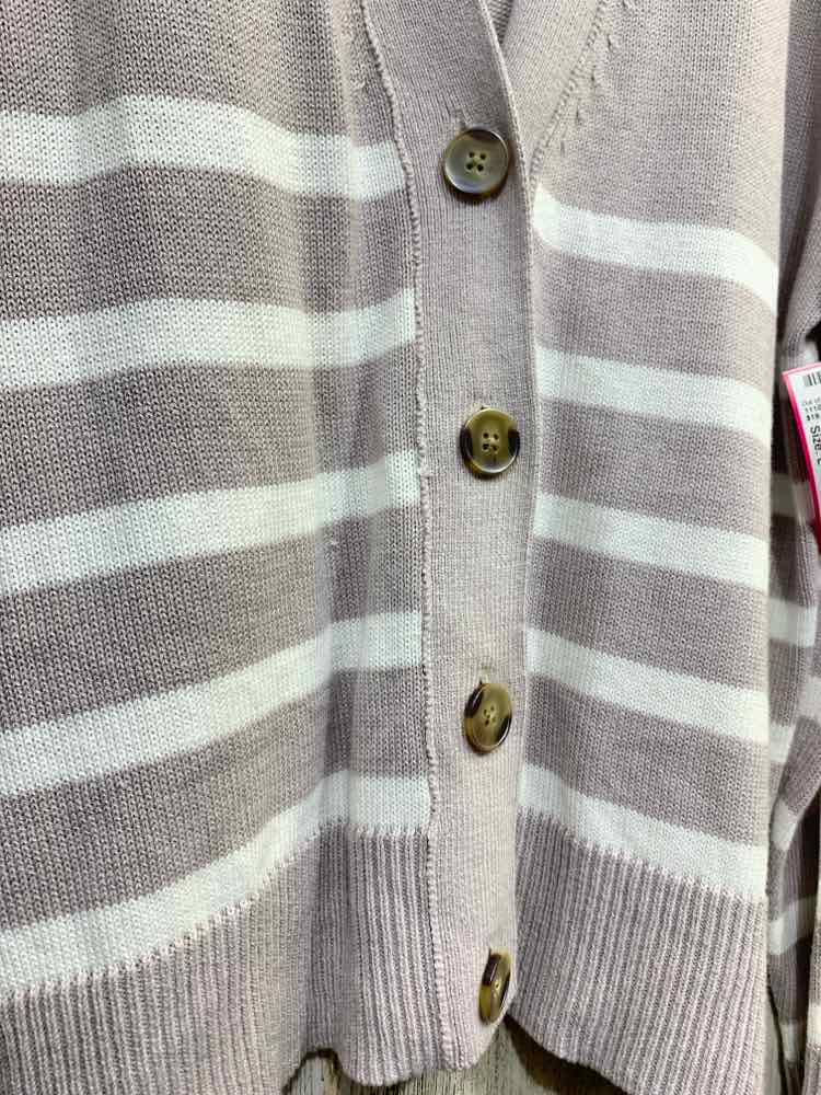 NWT ON 34TH Size L GRY/WHT Stripe LONG SLEEVES/V NECK BUTTON UP LONG CARDIGAN