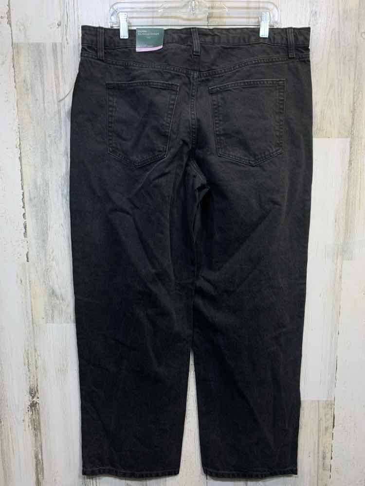 NWT Size 12 WILD FABLE BOTTOMS Black Denim Jeans/MID-RISE RELAXED STRAIGHT LEG