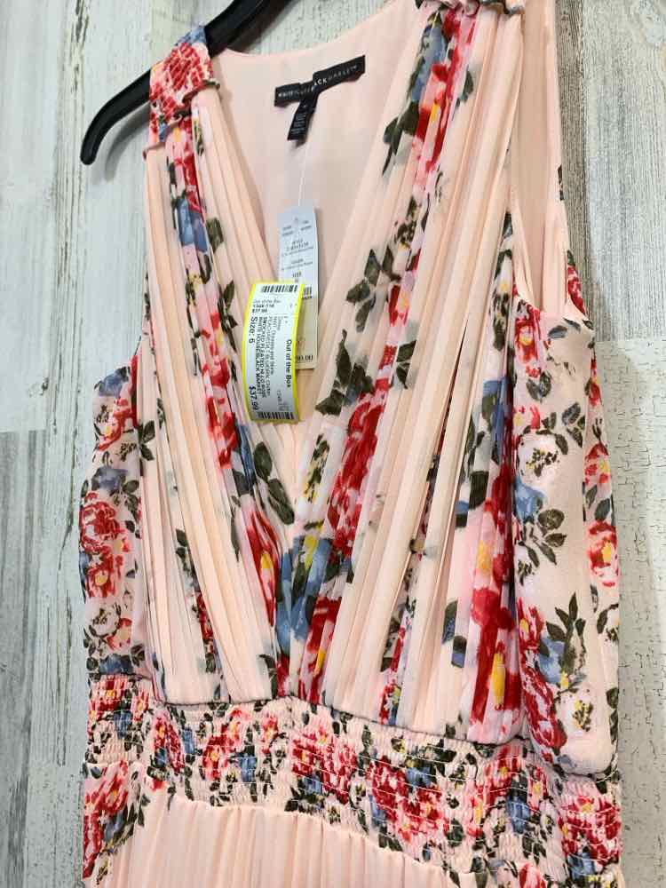 NWT WHITE HOUSE/BLACK MARKET/SMOCKED PLEATED HI-LO ROSE PRINT V-NECK