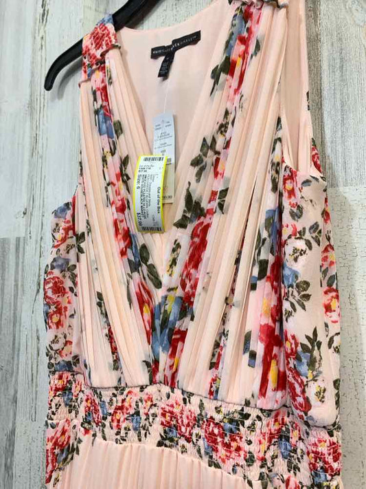 NWT WHITE HOUSE/BLACK MARKET/SMOCKED PLEATED HI-LO ROSE PRINT V-NECK