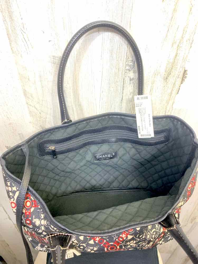 PRE-OWNED CHANEL BLK/WHT/RED Handbag